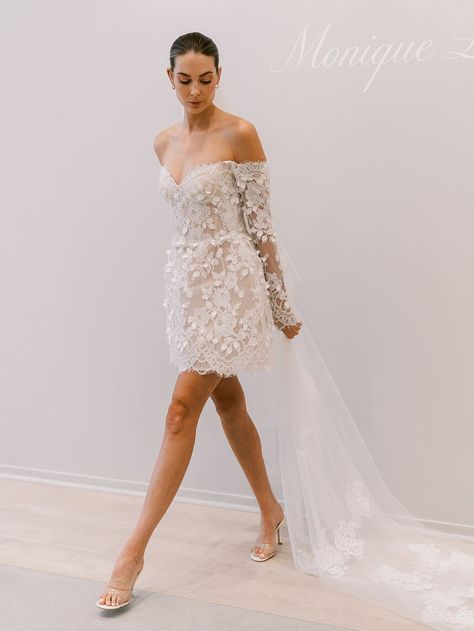 28 chic short wedding dresses inspired by NYBFW Short Wedding Dress Black Women, Short Vegas Wedding Dress, Disco Dresses, Mini Bridal Dress, Elie Saab Wedding Dress, Vegas Wedding Dress, Bridal Mini, Short Wedding Dresses, Haute Couture Wedding Dress