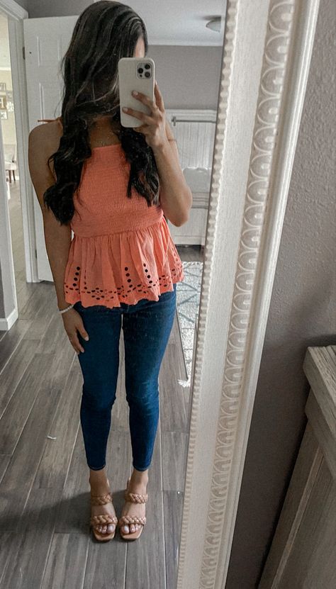 Top-Marshalls #marshalls Bottoms- American eagle #americaneagleoutfitters Shoes-Marshalls #summerootd #casualoutfit #fashion Marshalls Outfits, Church Outfit, Ootd Summer, Church Outfits, Outfits Summer, American Eagle Outfitters, American Eagle, Summer Outfits, Ruffle Blouse