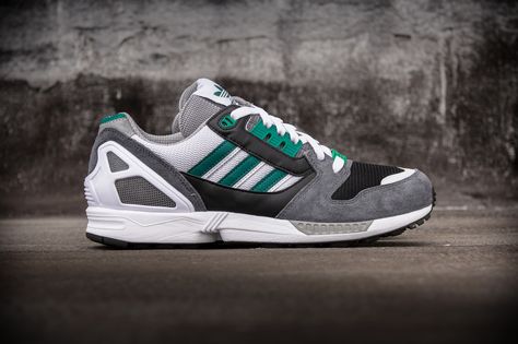 mita x adidas Originals ZX 8000 Adidas Zx 8000, Adidas Torsion, Retro Running Shoes, Outlet Nike, Adidas Shoes Outlet, Sneaker Magazine, Adidas Eqt, Adidas Trainers, Adidas Zx