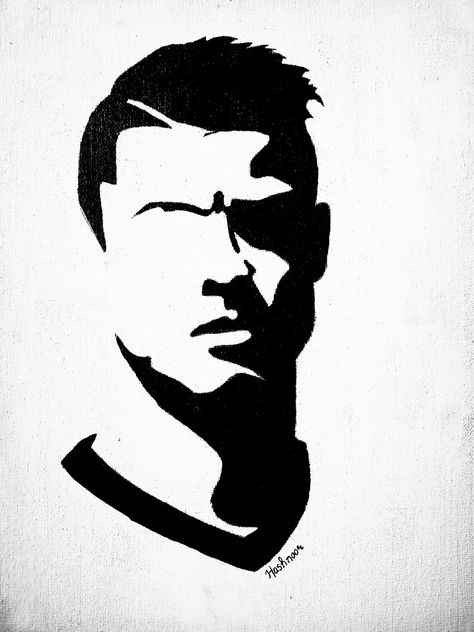 Ronaldo Simple Drawing, Ronaldo Art, Dove Tattoo Design, Shadow Painting, Dove Tattoo, Clothes Art, Drawing Pictures, Football Art, Anime Character Drawing