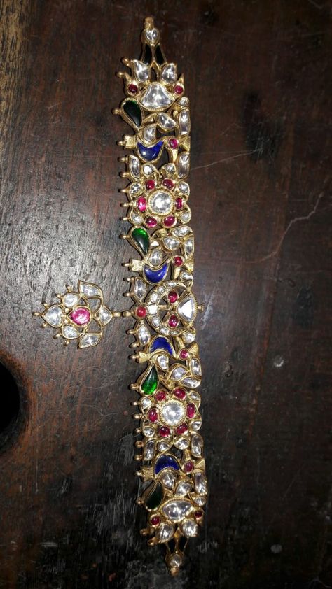 Sabiya Sachi, Saira Banu, Bridal Jewellery Inspiration, Diamond Jewelry Set, Indian Bridal Jewelry Sets, Bridal Jewelry Vintage, Antique Jewellery Designs, Antique Bridal Jewelry, Indian Jewellery Design Earrings