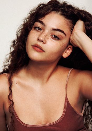 Scarlet Robinson, Character Inspo Girl, Character Inspiration Woman, Girl Character Inspiration, Character Inspiration Girl, Face Portrait, Female Character Inspiration, Morning Person, Character Inspo