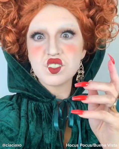 Winifred Makeup, Halloween Makeup Videos, Hocus Pocus Makeup, Black Women Makeup Tutorial, Zombie Makeup Tutorials, Best Makeup Looks, Hocus Pocus Costume, Flawless Face Makeup, Holloween Makeup