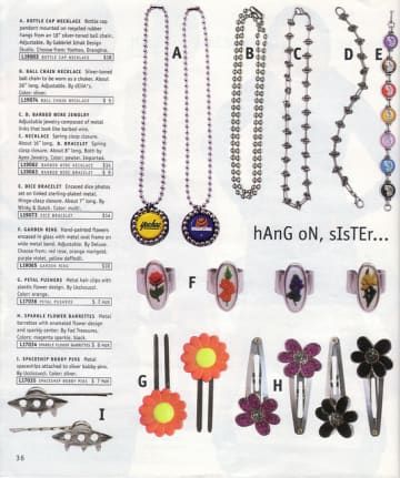 The flower rings and bottle cap necklaces! 90s Fall Fashion, Bottle Cap Necklace, Spring Bracelet, Adjustable Jewelry, Ball Chain Necklace, Fashion Catalogue, Recycled Rubber, 2000s Fashion, Mode Vintage