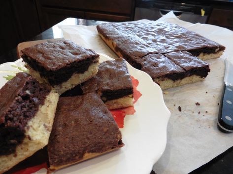 Black And White Brownies, Halloween Oreo Brownie Bars, White Chocolate Nanaimo Bars, Mary Berg Black Bean Brownies, Halloween Candy Blondie Bars, Symphony Bar Brownies, White Brownies, Canned Frosting, White Bar