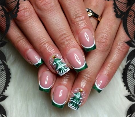 Christmas Tree Nails, Ideas Navideñas, French Tip Nail Designs, Tree Nails, Holiday Nail Designs, Cute Christmas Nails, Christmas Nails Easy, Christmas Gel Nails, French Nail Designs