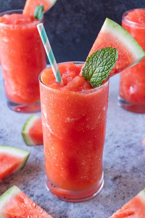 This fun watermelon drink is perfect to cool down this summer! #party #partyideas #kidscraft #atablefullofjoy #watermelonslushie #watermelon #slushie #slushy #watermelondrink #drink #summer Watermelon Recipes Drinks, Watermelon Slushie, Slushie Recipe, Watermelon Drink, Frozen Watermelon, Easy Drinks, Watermelon Recipes, Spring Recipes, 3 Ingredient