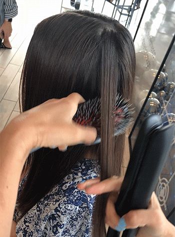 PSA: We Just Found Out How to Get Glass Hair, and It's So Simple How To Get Glass Hair, Celebrity Hairstylist, Glass Hair, Celebrity Hair Stylist, Celebrity Trends, Shiny Hair, Show Us, Hair Hacks, Hair Stylist