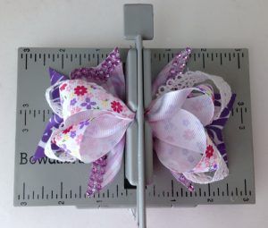 Boutique Bows Diy Tutorials, Boutique Bow Tutorial, Homemade Hair Bows, Diy Baby Hair Bows, Diy Baby Bows, Bow Making Tutorials, Funky Bow, Stacked Hair Bow, Homemade Bows