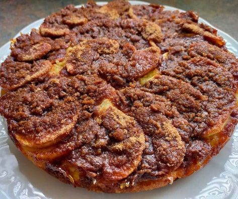 Ukrainian Baking Recipes, Ukrainian Apple Cake Recipe, Ukrainian Apple Cake, Ukrainian Dessert Recipes, Ukrainian Cookies Recipe, Ukraine Desserts, Ukrainian Baking, Ukrainian Dessert, Ukrainian Dinner