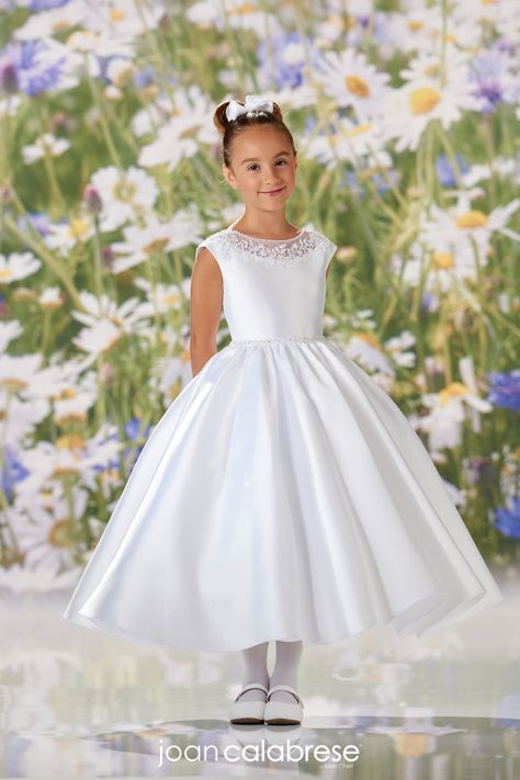 Lace Flowergirl Dress, 1950s Wedding Dress Tea Length, Tea Length Wedding Dress Vintage, Prom Dress Short Lace, Flowergirl Dress, Girls First Communion Dresses, Communion Ideas, Tea Length Bridesmaid Dresses, Girls Communion Dresses