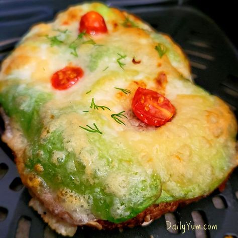 Toast In Air Fryer, Air Fryer Avocado, Daily Yum, Avocado Melt, Avocado Bread, Avocado Toast, Air Fryer, Avocado, Toast