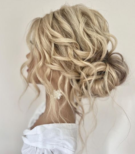 Wedding Hair Up, Mother Of The Bride Hair, Long Hair Wedding Styles, Hairstyles Updo, Wedding Hair Inspiration, Work Hairstyles, Wedding Hairstyles Updo, Fancy Hairstyles, Bridal Hair And Makeup