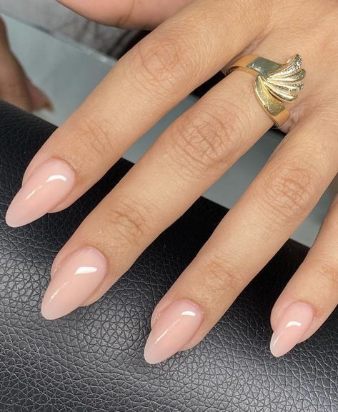 Nails Trend, Milky Nails, Classy Acrylic Nails, Almond Acrylic Nails, Soft Nails, Oval Nails, Neutral Nails, Prom Nails, Fire Nails