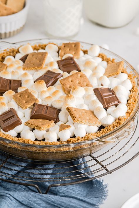 Apple Crumb Pie Recipe, Homemade Smores, Smores Pie, Cream Crackers, No Bake Lemon Cheesecake, Fudge Pie, Comfort Desserts, Chocolate Cream Pie, Time Time