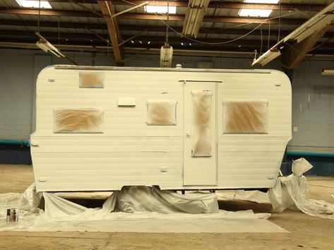 Rosie Renovation: How to Paint the Exterior of a Travel Trailer Trailer Exterior Remodel, Trailer Exterior, My First Apartment, Camper Repair, Vintage Camper Interior, Diy Exterior, Travel Camper, Camper Trailer Remodel, Vintage Camper Remodel