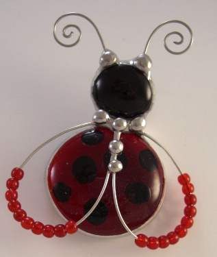 Ladybug Classroom, Stained Glass Spider, Ladybug Decorations, Mosaic Stepping Stones, Crocheted Doilies, Ladybug Crafts, Wire Craft, Bug Crafts, Beaded Spiders