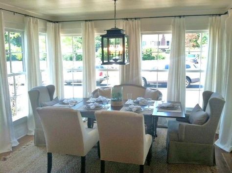 Living Room Lighting Ceiling Chandeliers, Room With Lots Of Windows, Breakfast Nook Curtains, Sunroom Curtains, Sunroom Dining, Country Ideas, House Pictures, Kitchen Addition, Dining Room Curtains