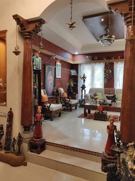 Interior Pillars, Chettinad House, Classic House Interior Design, House Styling Interior, Indian Room Decor, India Home Decor, Temple Design For Home, Indian Home Design, Indian Home Interior