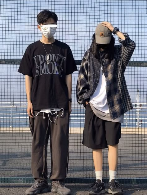 Black Cap Outfit, Black Jeans Outfit, Tomboy Outfits, Tomboy Style Outfits, Swaggy Outfits, Mode Inspo, Tomboy Fashion, Couple Outfits, Edgy Outfits