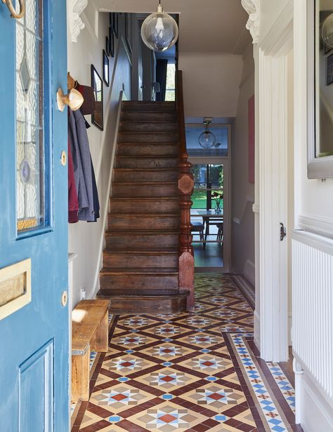 Real home: a stunning Victorian home transformation goes above and beyond | Real Homes Victorian Interior Wall Colors, Halls Stairs And Landing Ideas, Painted Victorian Staircase, Hallway Victorian House, Victorian Stairwell, Victorian Vestibule, Tiled Hallways, Modern Victorian Homes Interior, Victorian Entrance Hall