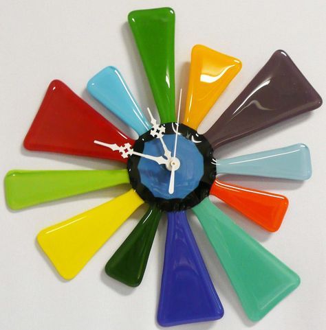 Fused Glass Clocks, Glass Fusing Ideas, Unusual Clocks, Slumped Glass, Fused Glass Wall Art, Art Glass Jewelry, Glass Fusion Ideas, Glass Fusing Projects, Glass Fusion