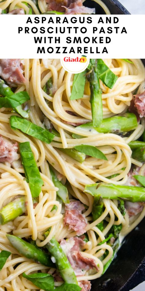 Asparagus has such a great savory and freshly sweet flavor, so I love to add it in just about everything. I love it in the flavor combination of this pasta: the smokey mozzarella and salty prosciutto really bring out the sweetness of the asparagus. This would also be just as lovely with green beans or broccolini in place of asparagus, too! Pasta With Prosciutto And Asparagus, Pasta Asparagus Recipes, Sausage Asparagus Pasta, Proscuitto Pasta, Giada Lasagna, Asparagus And Prosciutto, Pasta Recepies, Lemon Asparagus Pasta, Cabin Food