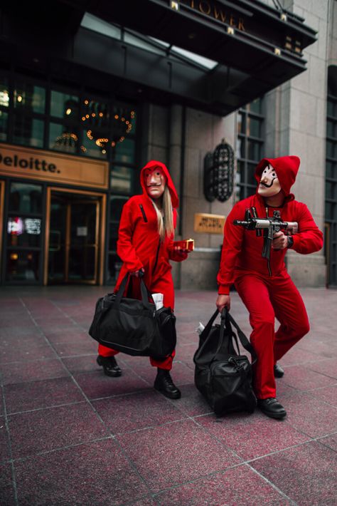 Money Heist — DMstudi0 Photography Money Heist Costume Couple, Casa De Papel Costume Ideas, Money Heist Outfit, Two People Costume Ideas, Heist Outfit, Money Costume, Money Heist Costume, At Home Halloween Costumes, Cute Couple Halloween