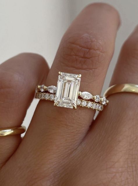 Ring Cuts Chart, Wedding Ring Types, Radiant Engagement Ring Stack, Emerald Cut Wedding Stack, Unique Wedding Ring Stack, Elongated Emerald Engagement Ring, Elongated Engagement Ring, Wedding Band Stack Ideas, Engagement Rings Sets