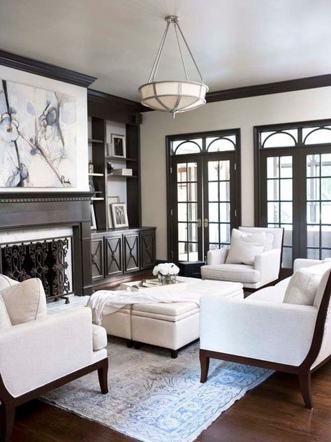 Why black and white will always be the perfect color pair in any home... — The Entertaining House Window Casings, Entertaining House, Living Interior, Lounge Design, Style Deco, Traditional Living, Elegant Living Room, Traditional Living Room, Elegant Living