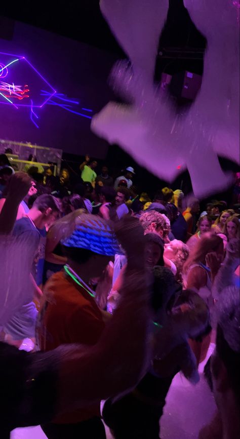 Foam Party Aesthetic, Ocean City Maryland Aesthetic, Maryland Aesthetic, Uni Vibes, Senior Week, Beach Week, Foam Party, Summer Things, Ocean City Maryland