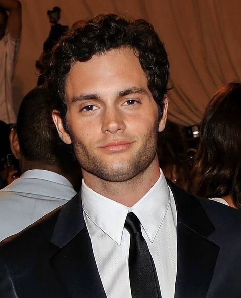 Dan Humphrey, Penn Badgley, Cute Brunette, College Boys, Hot Dads, Actors Male, Hot Actors, Cute Actors, Gossip Girl