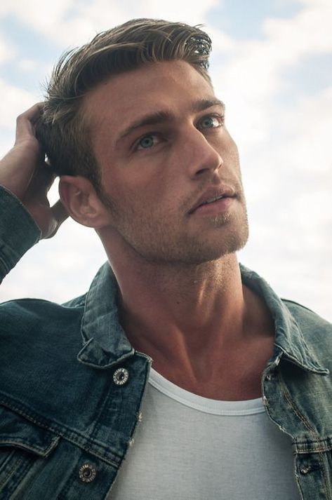 Heath Hutchins @heathhutchins Men With Stubble, Blonde Male Models, Heath Hutchins, Blue Eyed Men, Mens Casual Outfits Summer, Dirty Blonde Hair, Blonde Hair Blue Eyes, Img Models, Blonde Guys