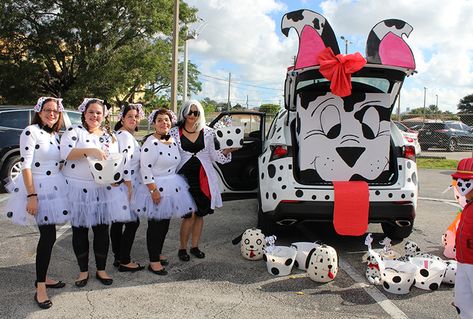 Cruella Trunk Or Treat Ideas, Trunk Or Treat Dalmations, Cruella Deville Trunk Or Treat, Dalmatian Trunk Or Treat, Cruella Trunk Or Treat, Disney Parade Float Ideas, Disney Trunk Or Treat Ideas For Cars, Cute Trunk Or Treat Ideas, Trunk Or Treat Ideas For Cars Disney