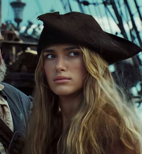 Keira Knightley Pirates, Elisabeth Swan, Keira Knightley Hair, Kiera Knightly, Elizabeth Swann, Character Icons, Keira Knightly, Captain Jack Sparrow, Pirate Life