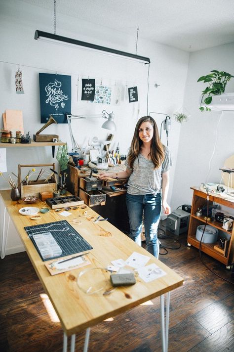 elise chats with jewelry maker Melissa Giglio about getting her start as an artist and running an online shop. Diy Bedroom Decor For Small Rooms, Home Art Studios, Bedroom Decor For Small Rooms, Art Studio Space, Recording Studio Design, Recording Studio Home, Art Studio Design, Art Studio At Home, I'm Grateful