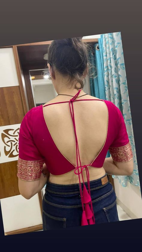 Belause Degine Back Neck Not, Assamese Blouse Design, Simple Saree Blouse Designs, Long Blouse Designs, Blouse Designs High Neck, Latest Blouse Designs Pattern, Best Blouse Designs, Backless Blouse Designs, New Saree Blouse Designs