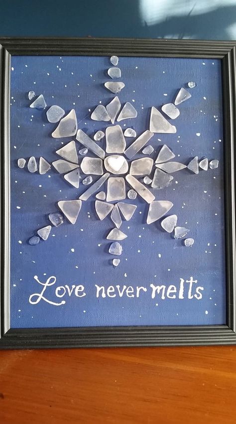 Broken Glass Crafts, Sea Glass Diy, Sea Glass Art Diy, Sea Glass Art Projects, Beach Glass Crafts, Art Coquillage, Beach Glass Art, Sea Crafts, Glass Art Projects