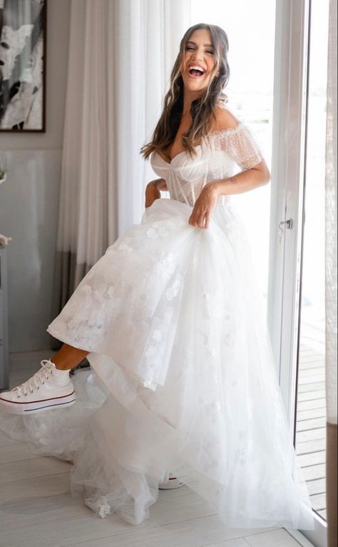 Wedding Dresses With Converse, Wedding Dress With Tennis Shoes, Converse Wedding Dress, Wedding Dress With Sneakers Brides, Reception Dress With Sneakers, Wedding Dress With Converse, Wedding Dress Converse, Wedding Dress With Sneakers, Simple Elegant Wedding Dress