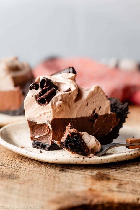 Mocha Cream Pie, Mocha Whipped Cream, Mousse Cake Filling, Mocha Pie, Vegan Chocolate Cheesecake, Chocolate Pudding Pie, Biscuit Pudding, Flourless Chocolate Cake Recipe, Chocolate Pie With Pudding