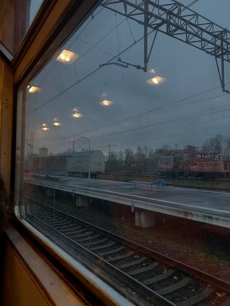 Nostalgia Vibes Aesthetic, Looking Out Train Window Aesthetic, Train Aestethic, Train View Window, On The Train Aesthetic, Train Journey Instagram Story, Train Window Photography, Train Aesthetic Night, Aesthetic Train Photos