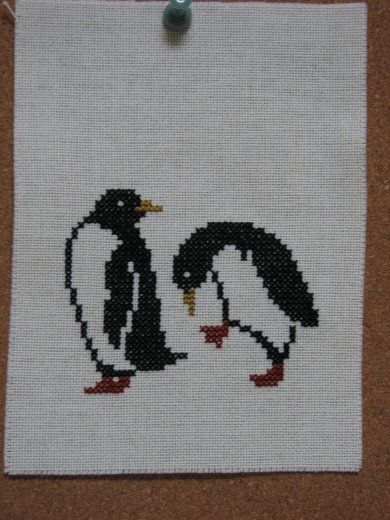 Cross Stitch Penguin Pattern, Knitted Socks Free Pattern, Penguin Pattern, Graph Paper Art, Animal Cross Stitch Patterns, Quick Stitch, Pixel Art Design, Knitting Charts, Knitted Blankets