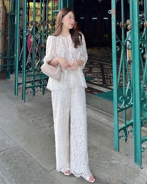 Fashion Outfits Summer, Summer Dressing, Aesthetic Dress, Stylish Fall Outfits, Outfits Dress, Outfits Dresses, Simple Pakistani Dresses, Designer Dresses Casual, Stylish Party Dresses