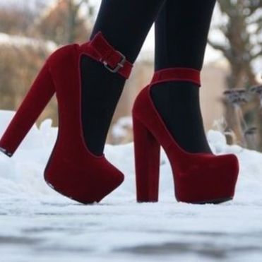 Velvet High Heels, Hak Tinggi, Mary Jane High Heels, Snow Fall, High Heels Boots, Heels Red, Velvet Shoes, Red High Heels, Heels Platform