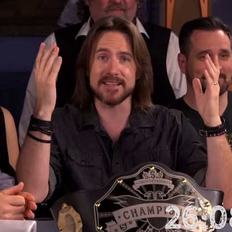 Criticle Role, Matt Mercer, Matthew Mercer, Iron Man Tony Stark, Vox Machina, Lex Luthor, Critical Role, Heart Eyes, Voice Actor