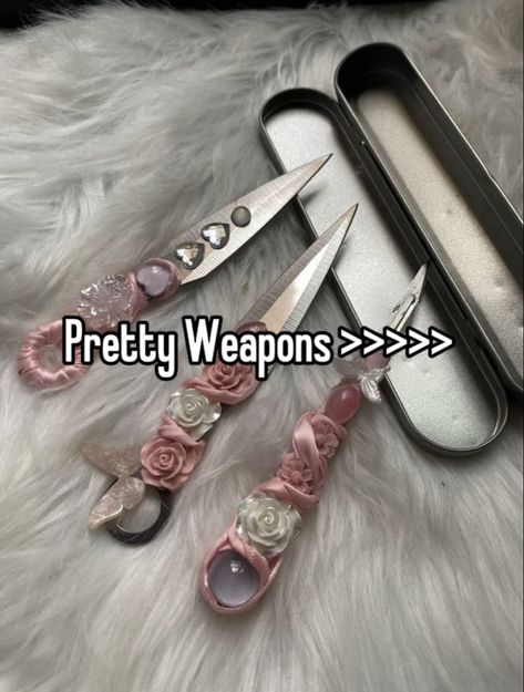 Mine ☔︎ Knife Aesthetic, Creepy Cute Fashion, Pretty Knives, Cool Knives, Creepy Cute, Just Girly Things, Things To Buy, Girly Things, On Tumblr