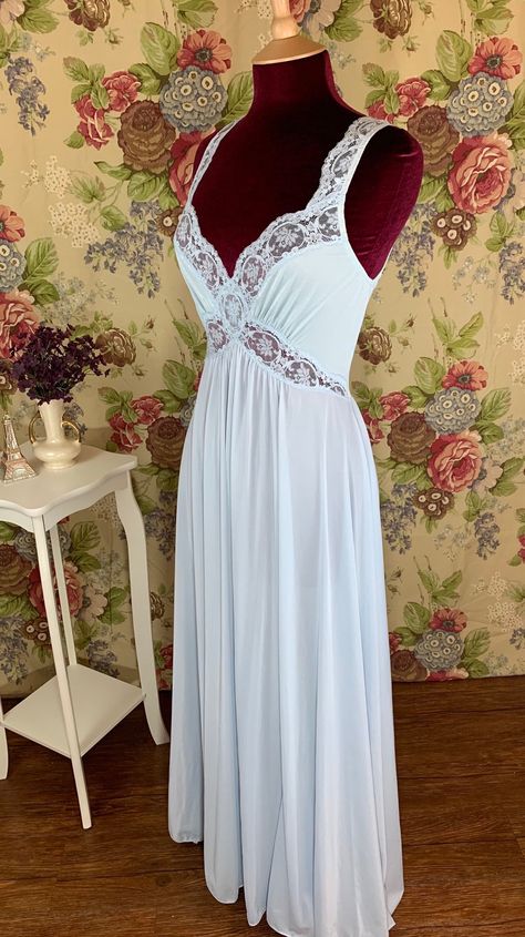 Nightgown Romantic, Cute Nightgowns, Duchess Dress, Womens Nightgowns, Princess Nightgowns, Negligee Dress, San Ramon, Sea Spray, Women's Nightgowns