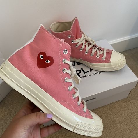 Swag Shoes Sneakers, Trendy Converse, Hot Pink Converse, Pretty Sneakers, Y2k Shoes, Dr Shoes, Jordan Shoes Retro, Girls Converse, Pink Converse