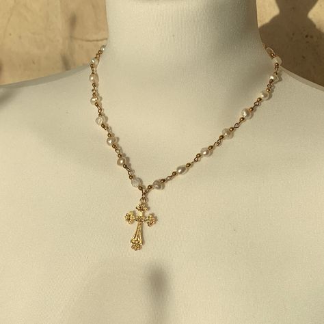 Cross crucifix necklace handmade with real pearls, gold-plated stainless steel, gold-plated sterling silver and golden hematite stone. - Natural freshwater pearls - 18k Gold Plated - Stainless Steel - Golden Hematite - Durable and hypo-allergic Jewellery <3 Every order comes with free beautiful stickers matching the vibe of the necklace Length: 45-55cm (18-22in) Gift Option - Comes packaged beautifully in a gift bag, ready to be gifted to your loved one or as a treat for yourself Feel free to as Grunge Christmas, Necklace Grunge, Crucifix Necklace, Pretty Jewelry Necklaces, Golden Necklace, Beaded Cross, Jewelry Accessories Ideas, Gold Cross Necklace, Dope Jewelry