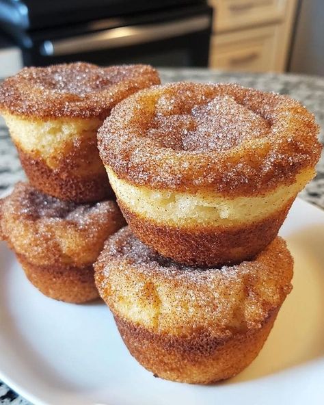 Sugar Cinnamon French Toast Muffins, Cinnamon Sugar French Toast Muffins, Cinnamon Sugar French Toast, Mini Toast, Cinnamon Sugar Muffins, French Toast Muffins, Low Carb Treats, Unsweetened Applesauce, Ground Nutmeg